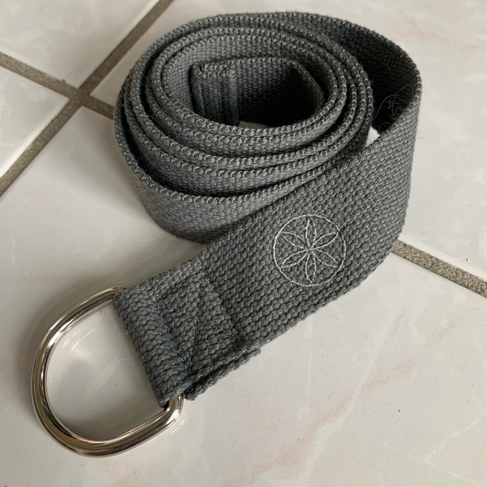 🏈 Gaiam NIP Yoga  Canvas Strap grey gray